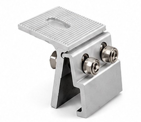 Claw clamp for trapezoidal roof